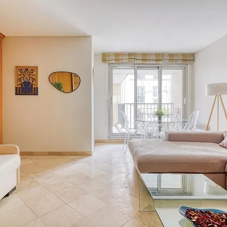 شقة Spacious & Cozy - Trocadero Passy