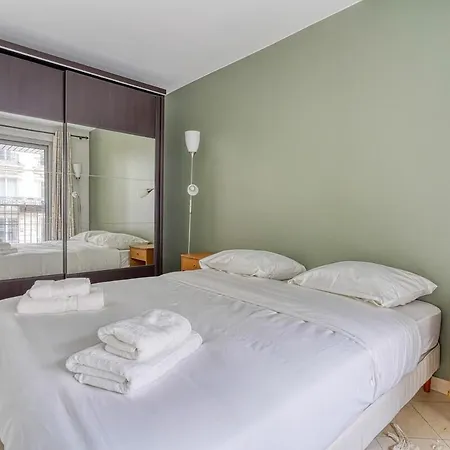 Spacious & Cozy - Trocadero Passy Apartment