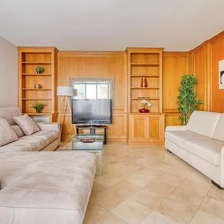 Spacious & Cozy - Trocadero Passy Apartment Paris